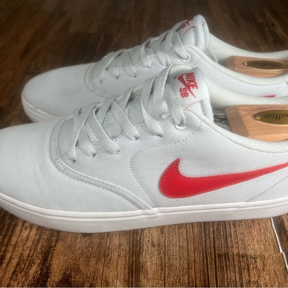 Men’s Nike SB Sneakers size 11 - Picture 3 of 4